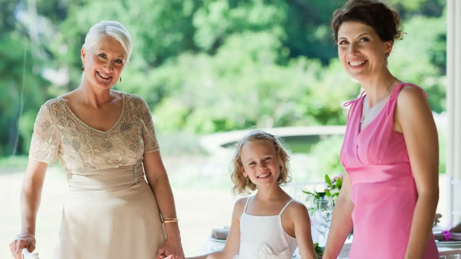 What Should Women Over 50 Wear to a Wedding?